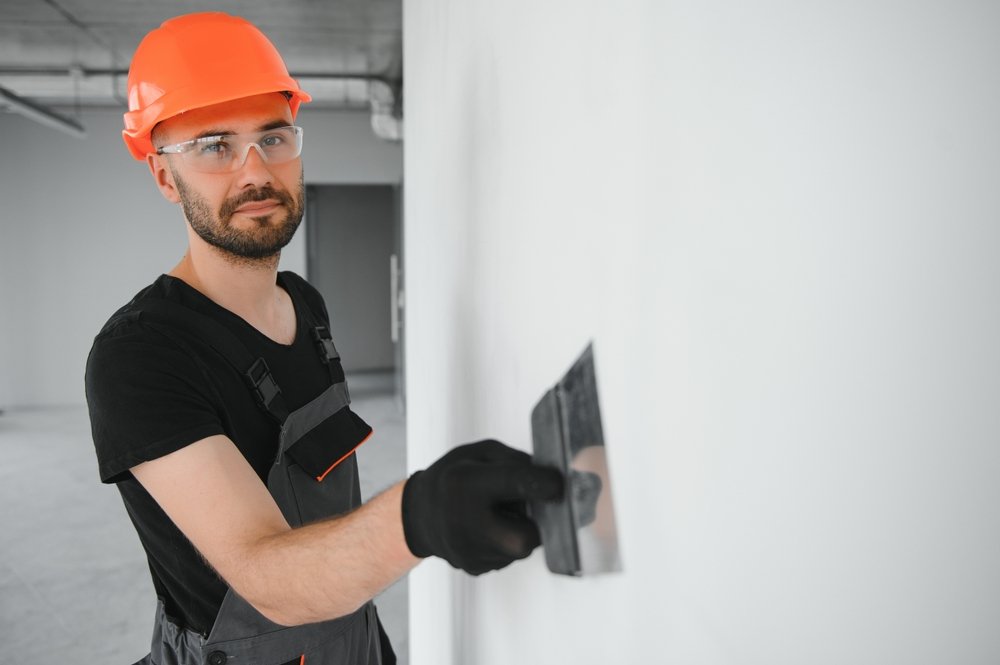 Natuurlijk kun je zelf een muur stucen maar je haalt nooit de kwaliteit van Stukadoor Service Amstelveen.